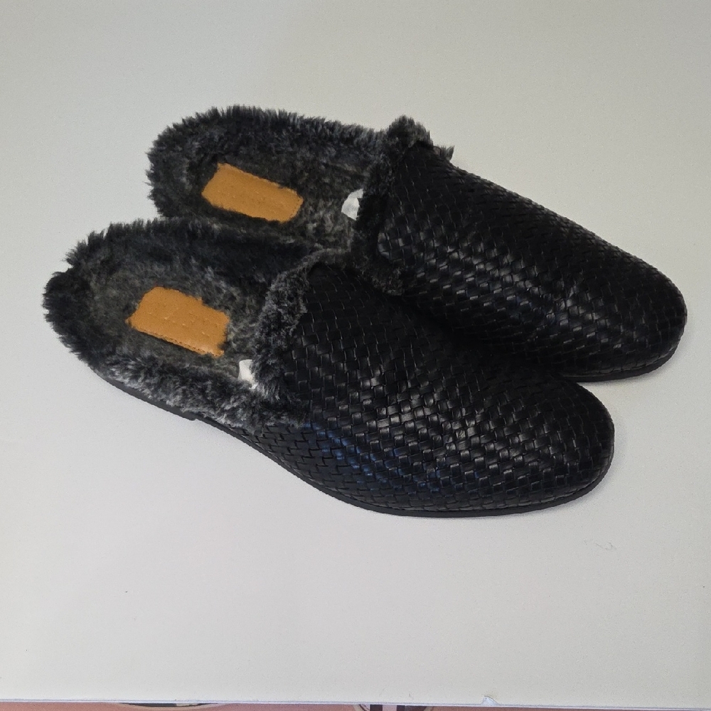 Taft Black Woven Loafers with Fur Lining